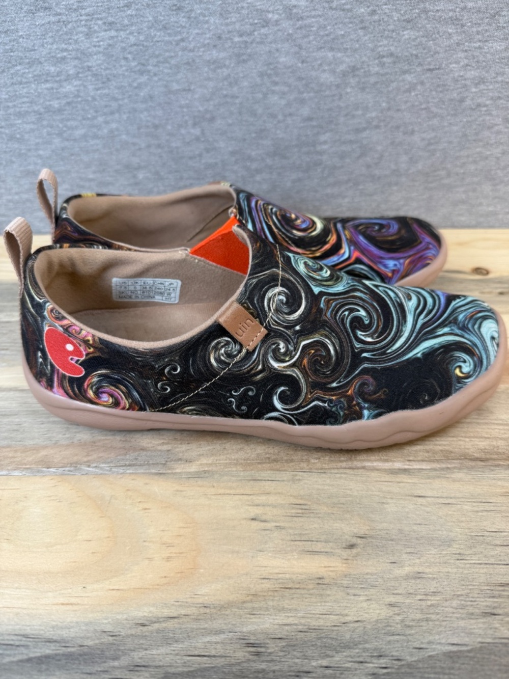 UIN Toledo Starry Night Slip On Sneakers Women's Size 7.5 Artsy Art Teacher Cool - Picture 3 of 16